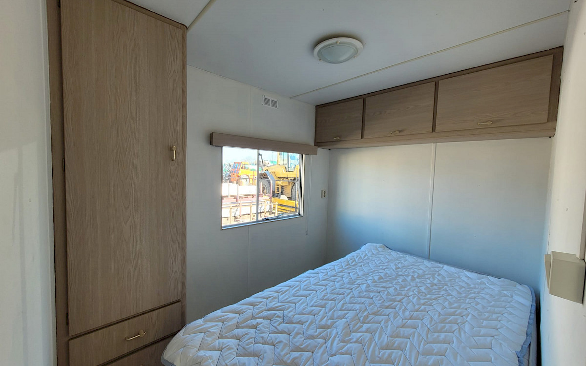 Sunseeker Jamaica 1000/2